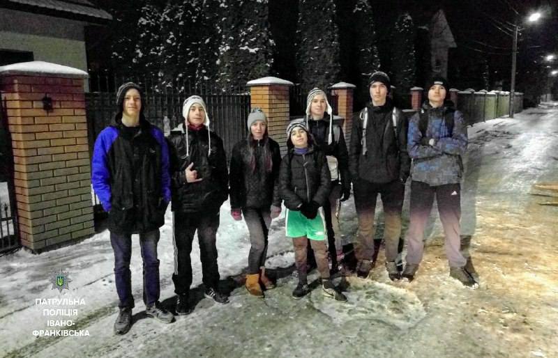 ba5da71c81dc57827ce037b142f6d909 - У Франківську школярі затримали злодія - rai.ua