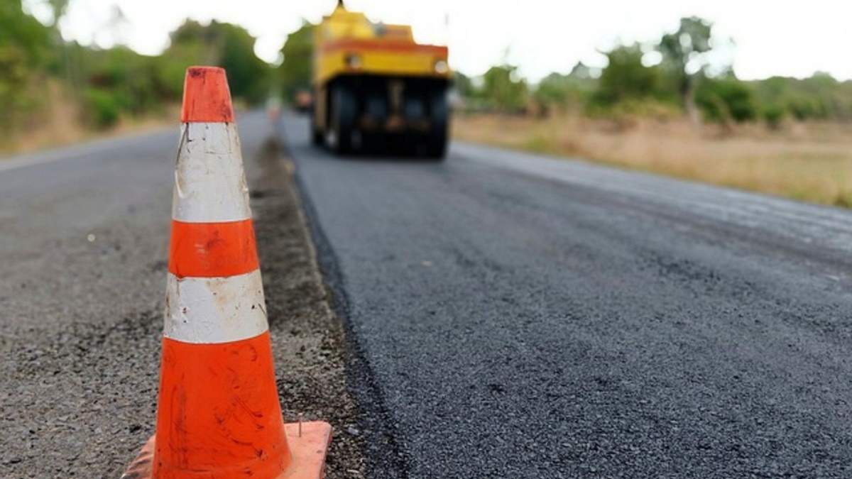 «Близько 60% звернень стосуються доріг»: на Прикарпатті залучають міжнародну підтримку для ремонту інфраструктури