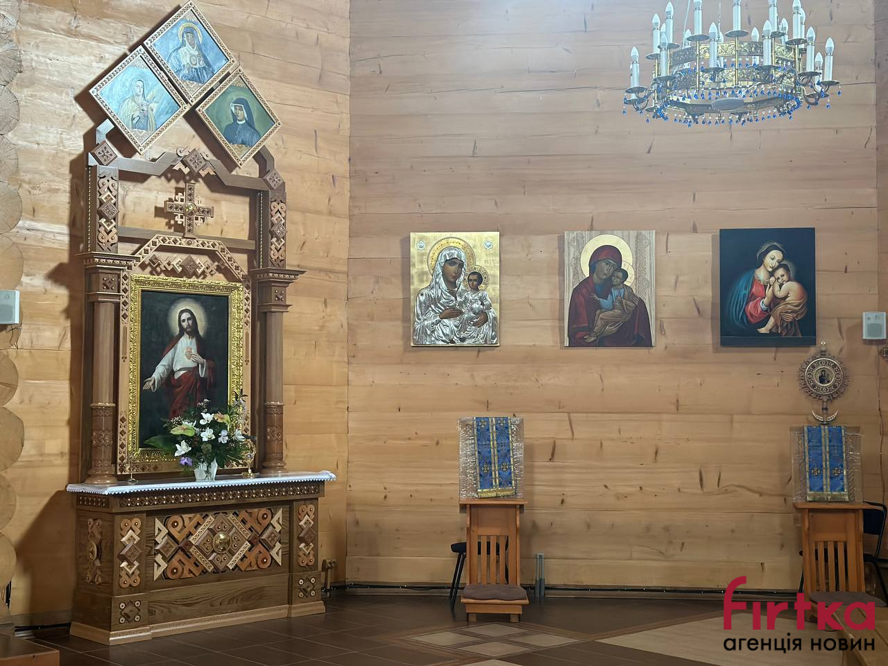 На Івано-Франківщині запрошують долучитися до нічних чувань у Погінському монастирі