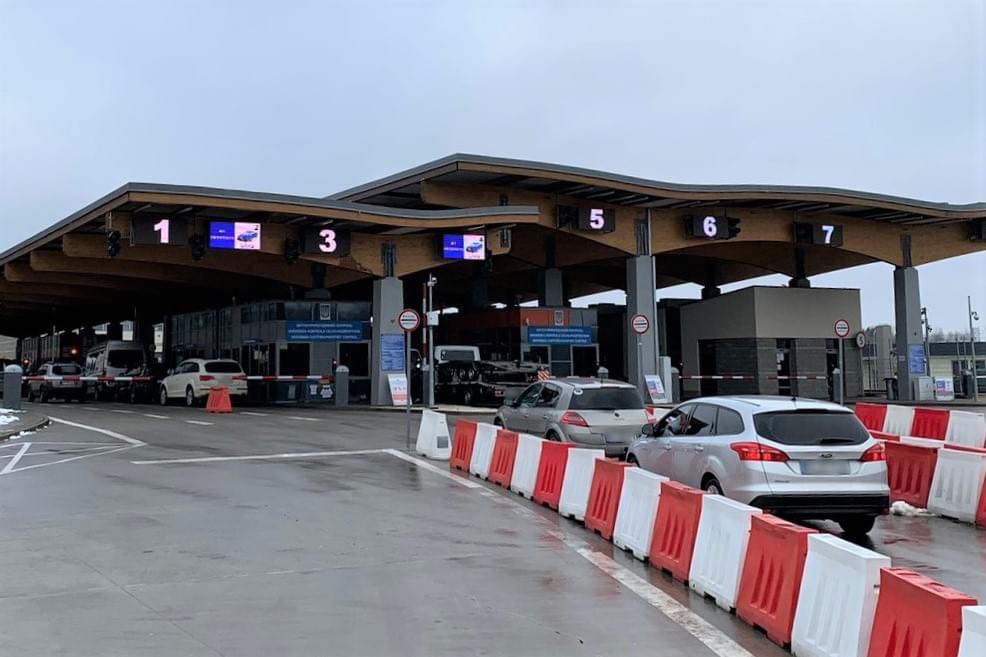 Ситуація на західному кордоні України: за добу понад 70 тисяч перетинів