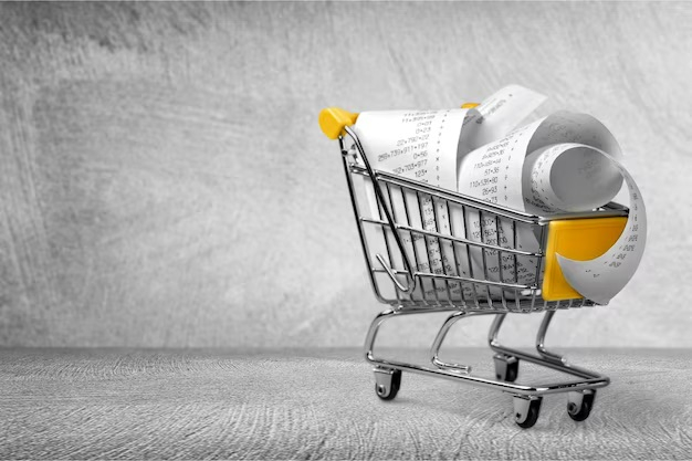 Яйця, тютюн і комунальні послуги: що подорожчало на Івано-Франківщині