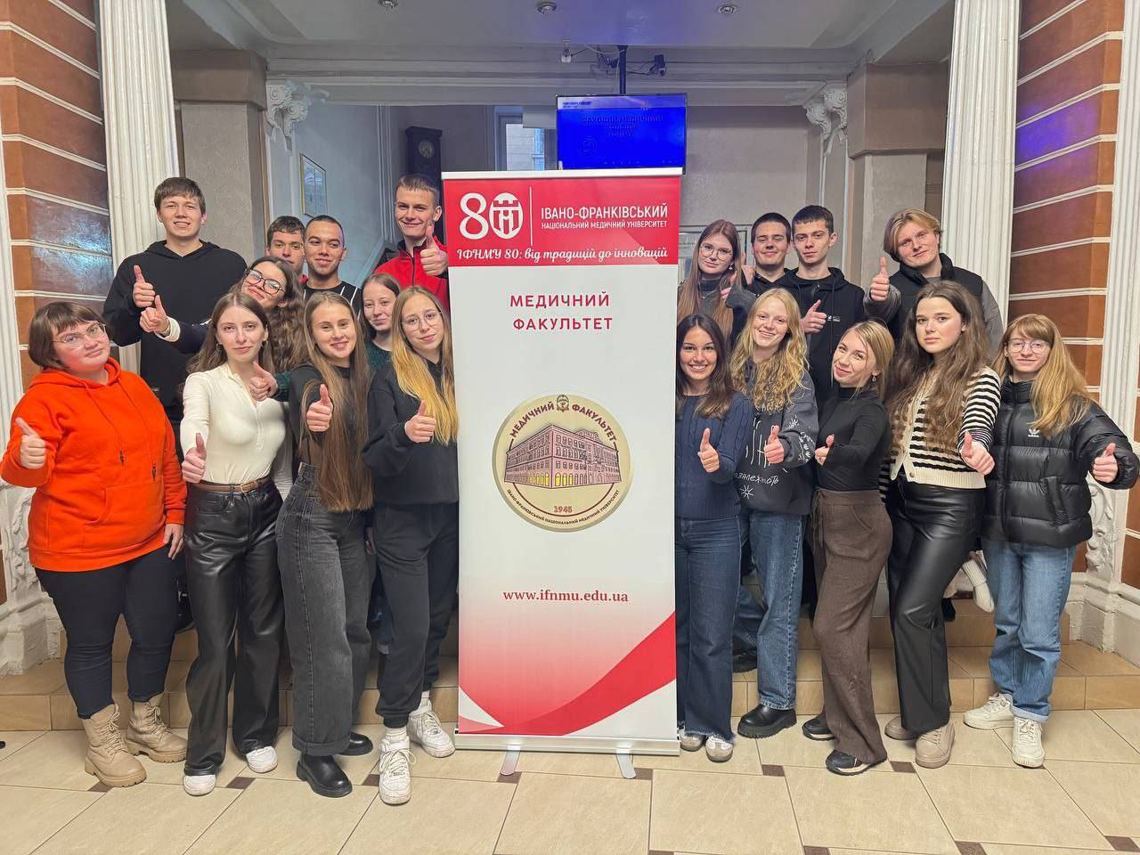 Студенти ІФНМУ зібрали 90 тисяч гривень на дрони для військових