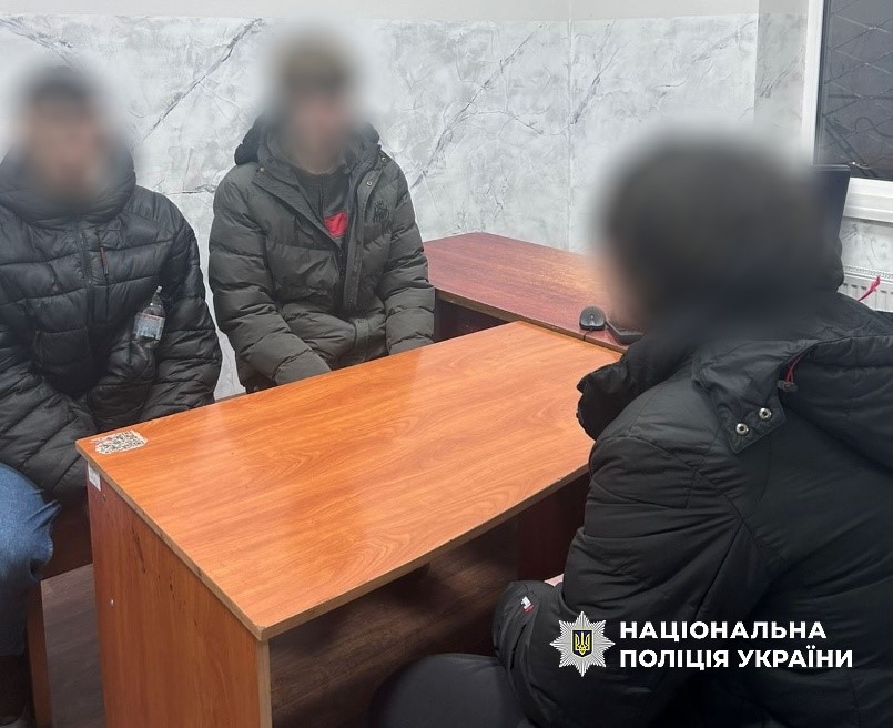 Смертельна бійка біля нічного клубу в Івано-Франківську: суд ухвалив запобіжні заходи двом із трьох підозрюваних