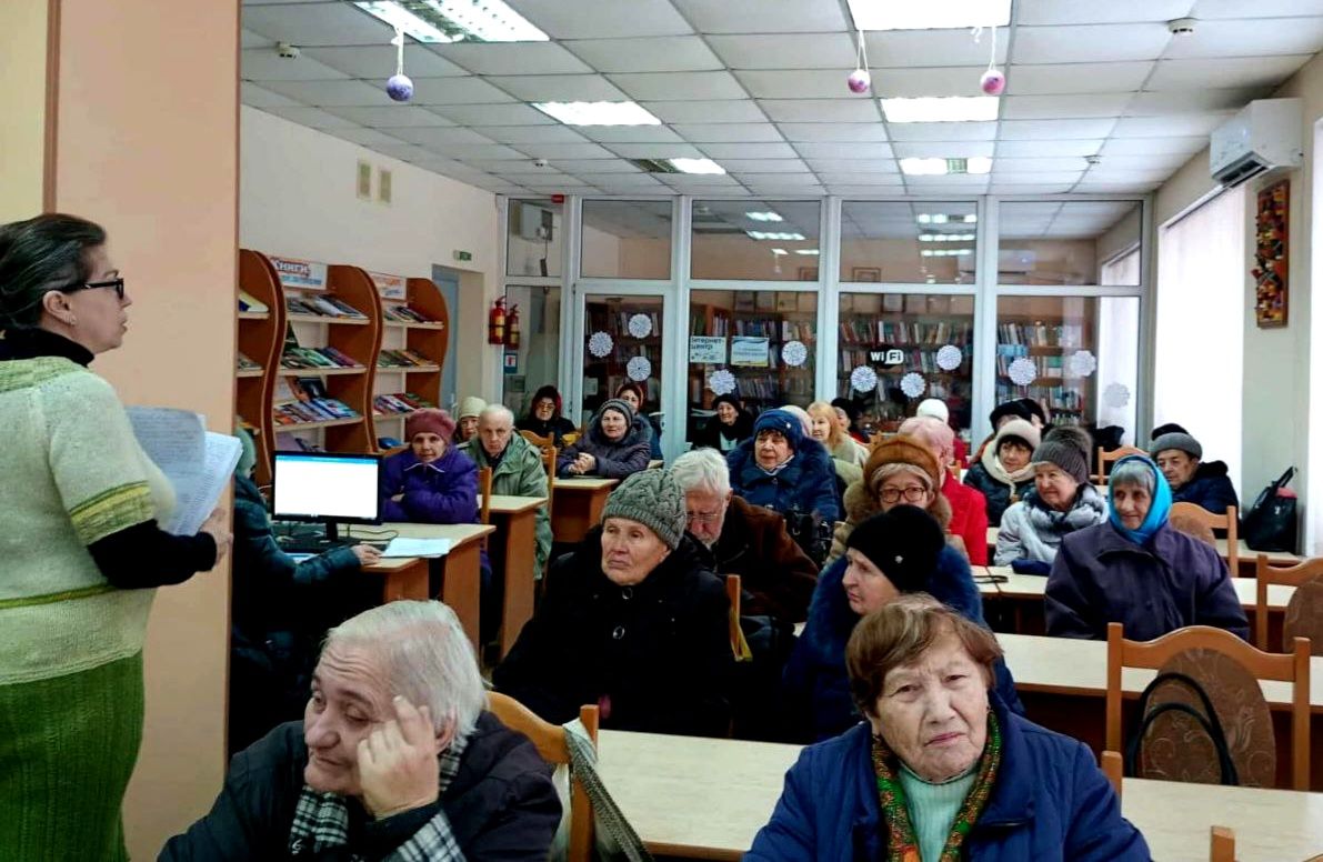 «Ріка життя Віри Вовк»: в Івано-Франківську вшанували ювілей письменниці