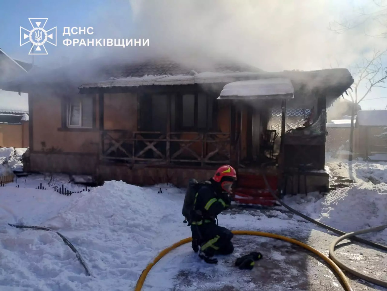 В Івано-Франківську горів приватний житловий (ФОТО)