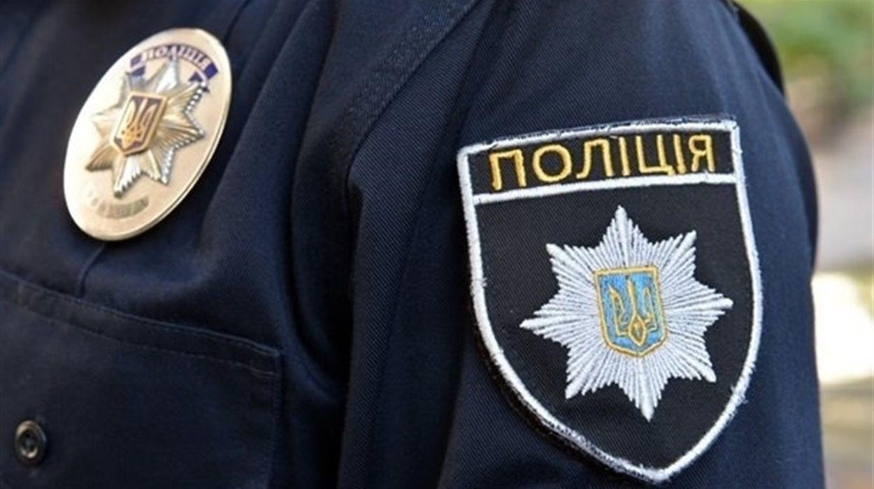 Вчинив протиправні дії на кладовищі: в Івано-Франківську розшукали хлопця
