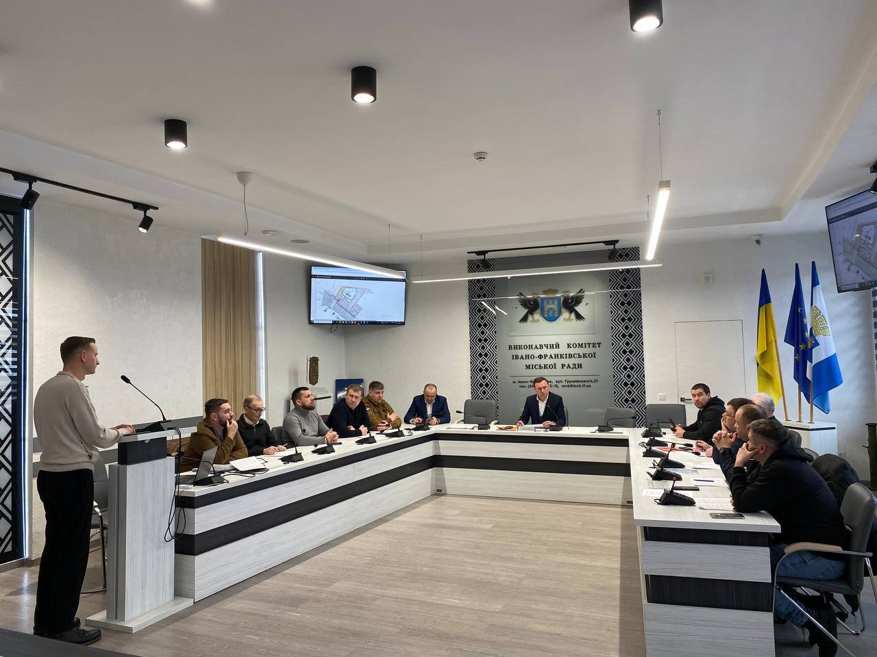 В Івано-Франківську погодили нові рішення з безпеки дорожнього руху