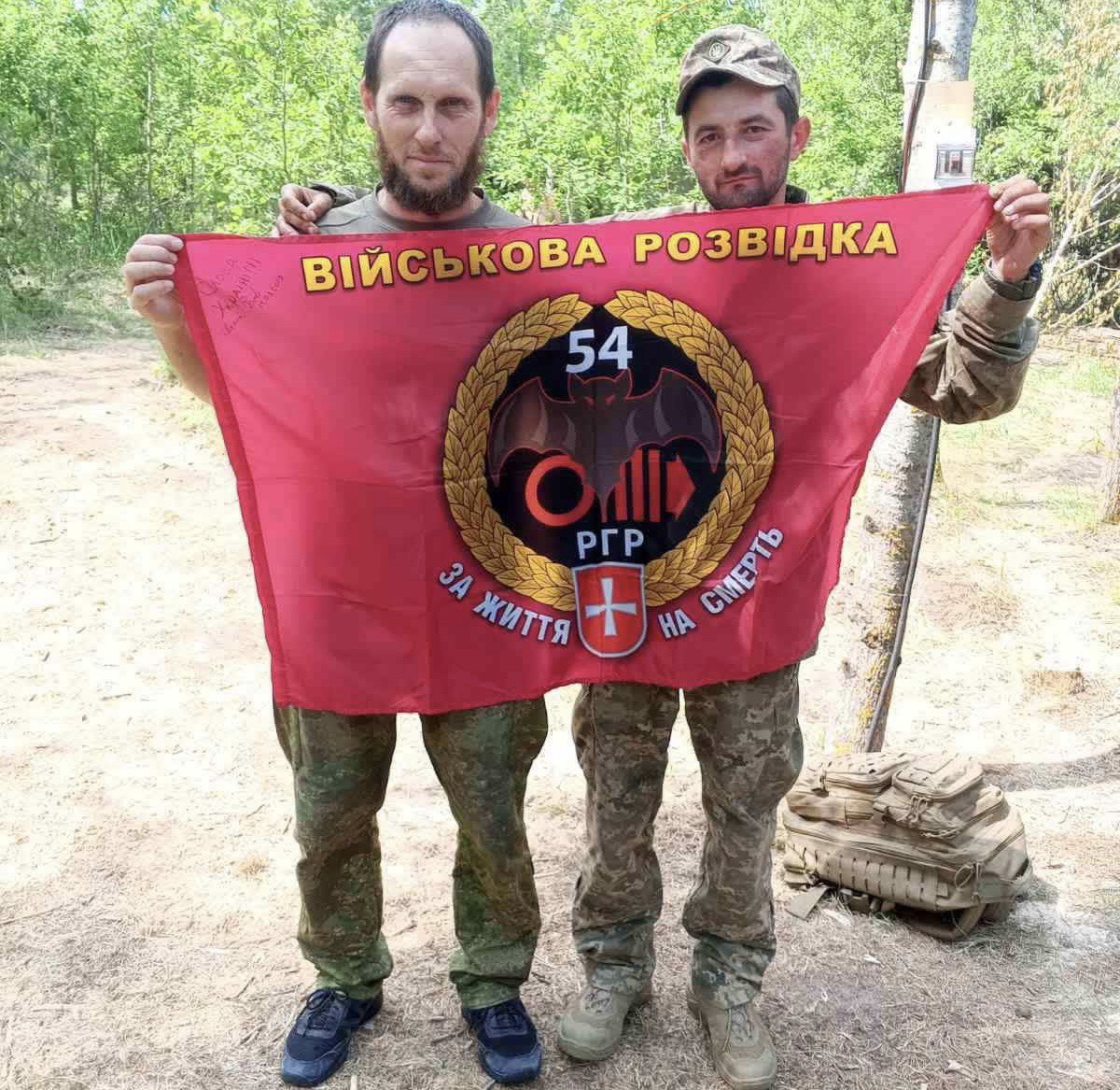 З ворожого полону повернувся захисник з Прикарпаття Володимир Микитин