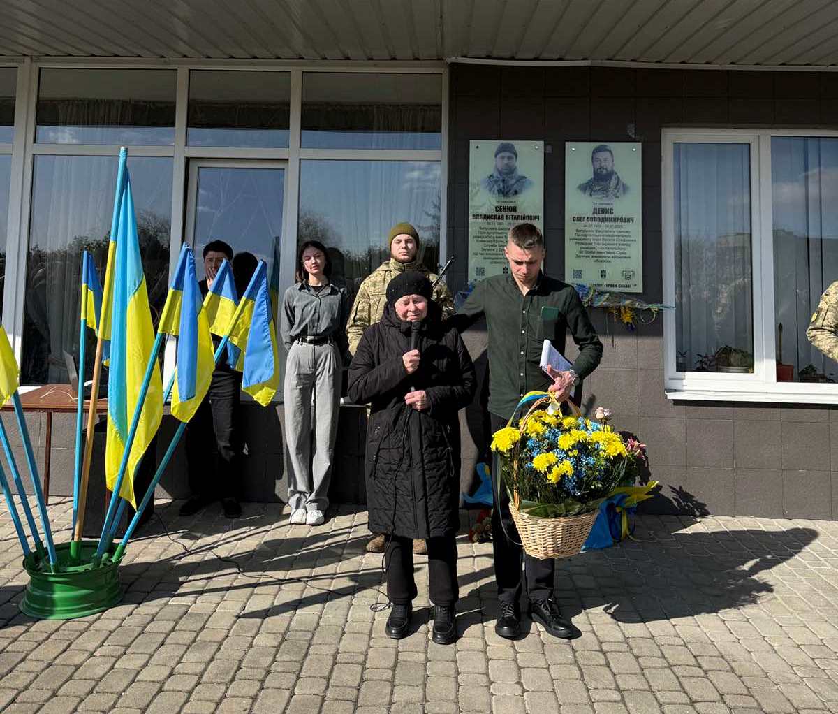 У Карпатському університеті відкрили меморіальні дошки полеглим випускникам