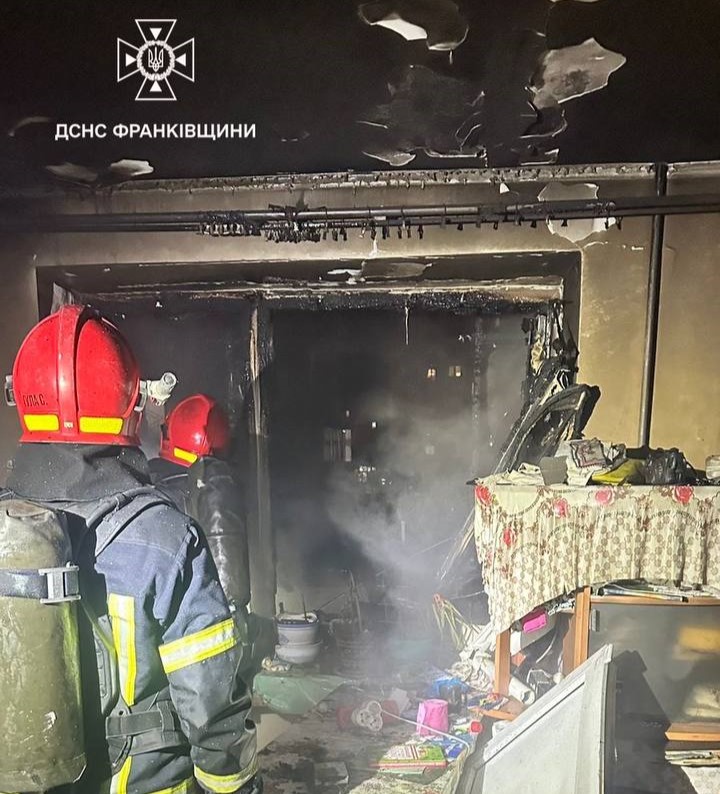 В Івано-Франківську під час пожежі виявили тіло жінки (ФОТОФАКТ)