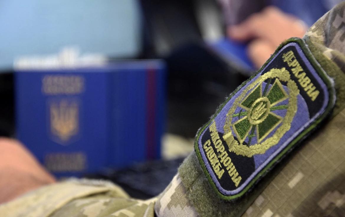 За добу західні кордони України перетнули 77 тисяч осіб