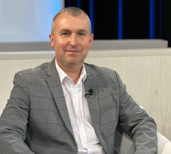 Мільйонна зарплата та десятки об’єктів: що задекларував депутат Івано-Франківської облради Назарій Іванів