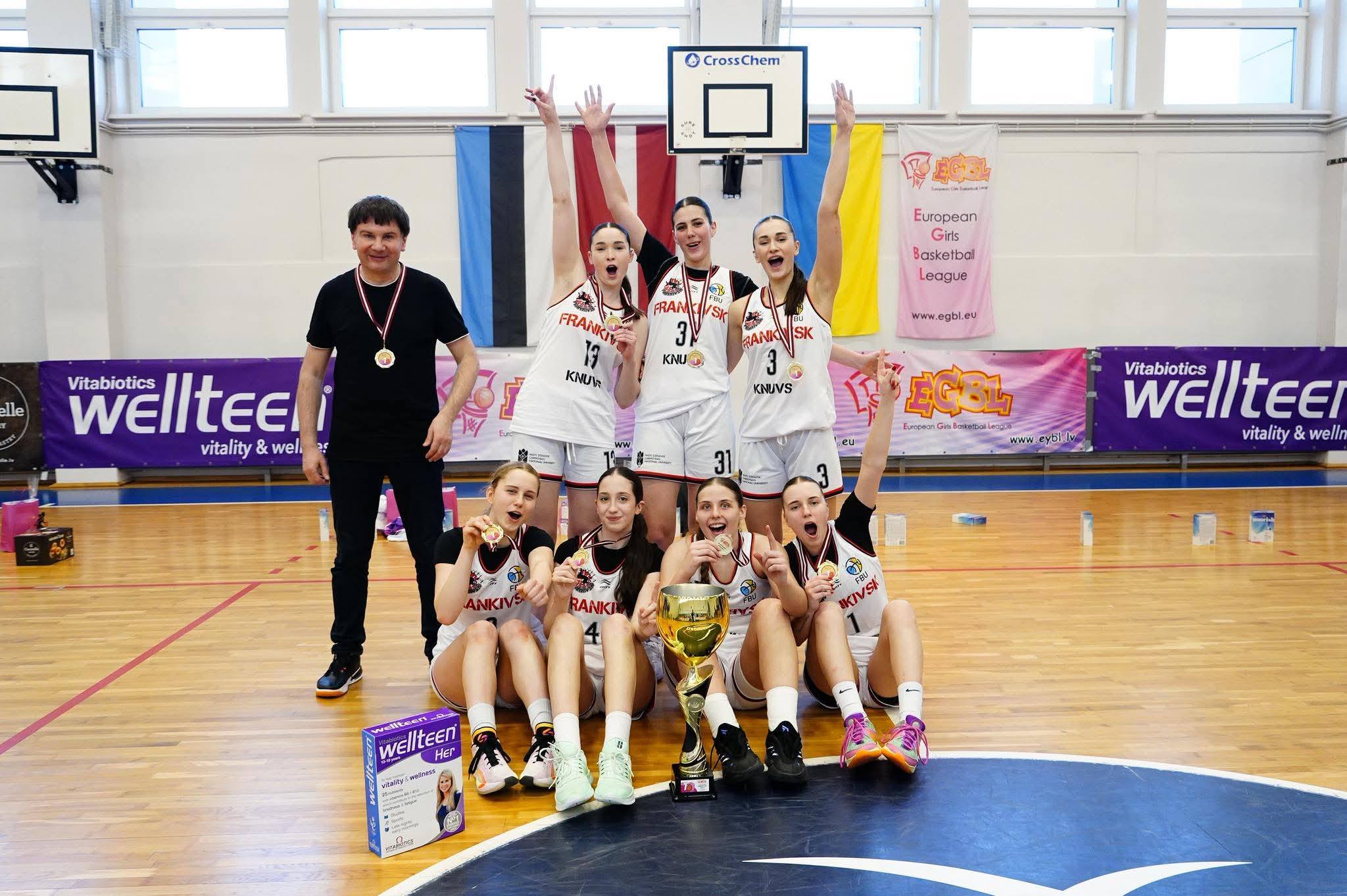 З рахунком 73:68: баскетбольна команда з Івано-Франківська перемогла Талліннську академію спорту