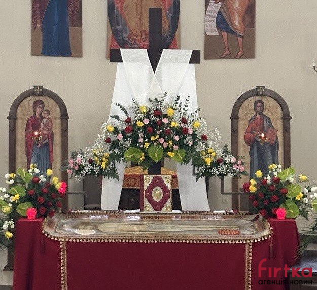 Страсна пʼятниця 2026: розклад виносу Плащаниці в івано-франківських храмах