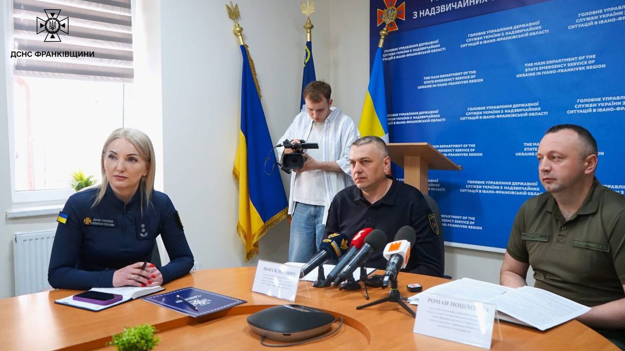 Від початку року на Івано-Франківщині зафіксували 1039 пожеж на відкритих територіях: які основні причини займань