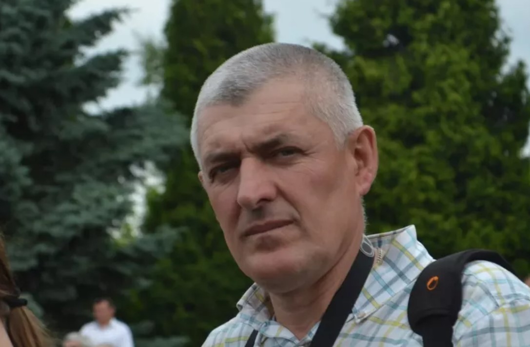 Близько 20 разів по голові: в Івано-Франківську оштрафували студента, який побив фотокореспондента Юрія Рильчука