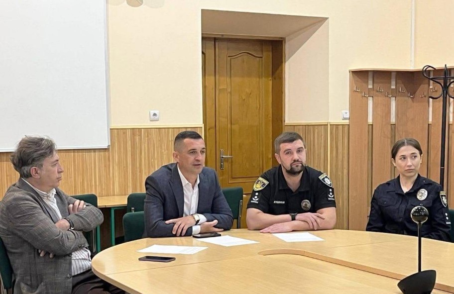 Кіберполіція Івано-Франківщини долучилася до проведення «Дня кібербезпеки в освіті» для 30 тисяч школярів
