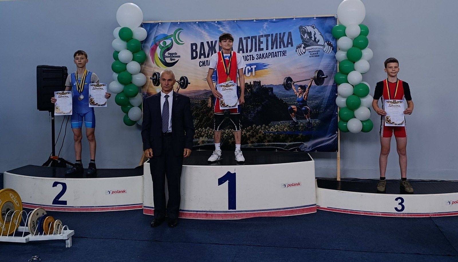 Спортсмени з Івано-Франківщини вибороли нагороди чемпіонату України з важкої атлетики (ФОТО)
