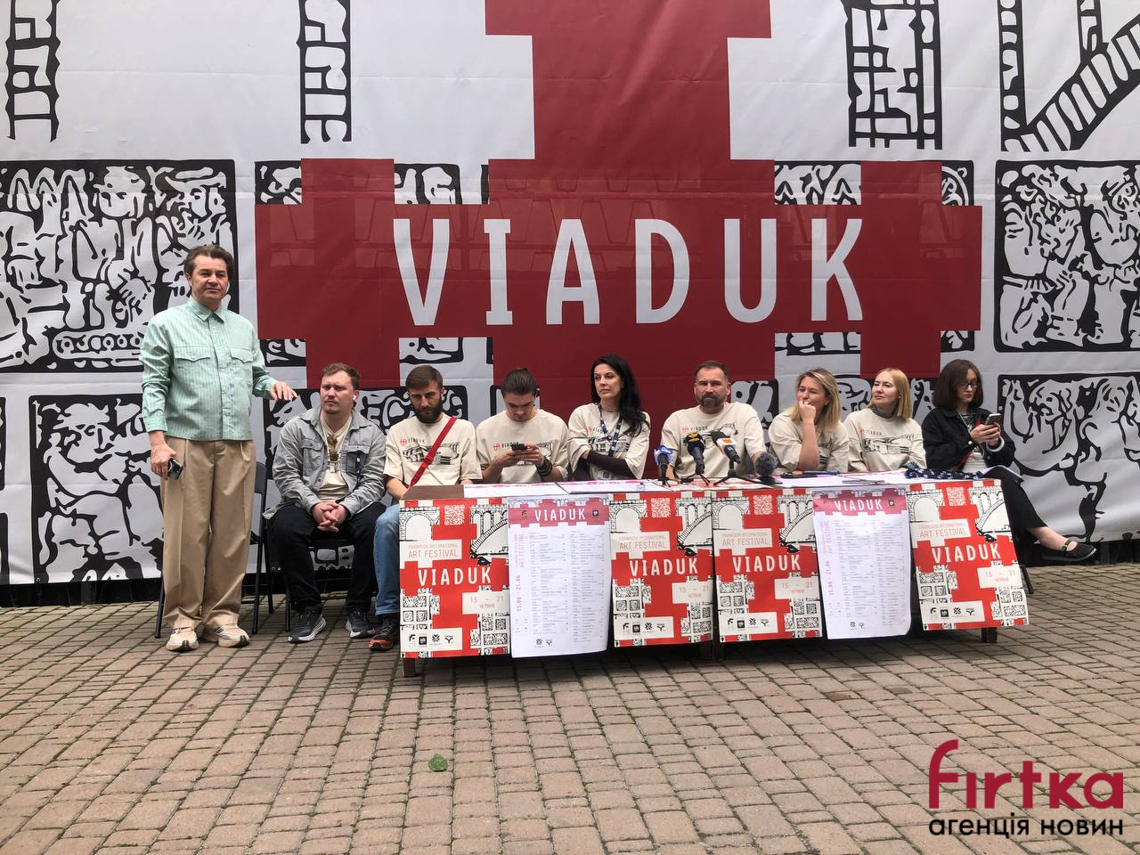 Театр, музика, кіно та література в одному просторі: в Івано-Франківську стартує артфестиваль VIADUK (ФОТО)