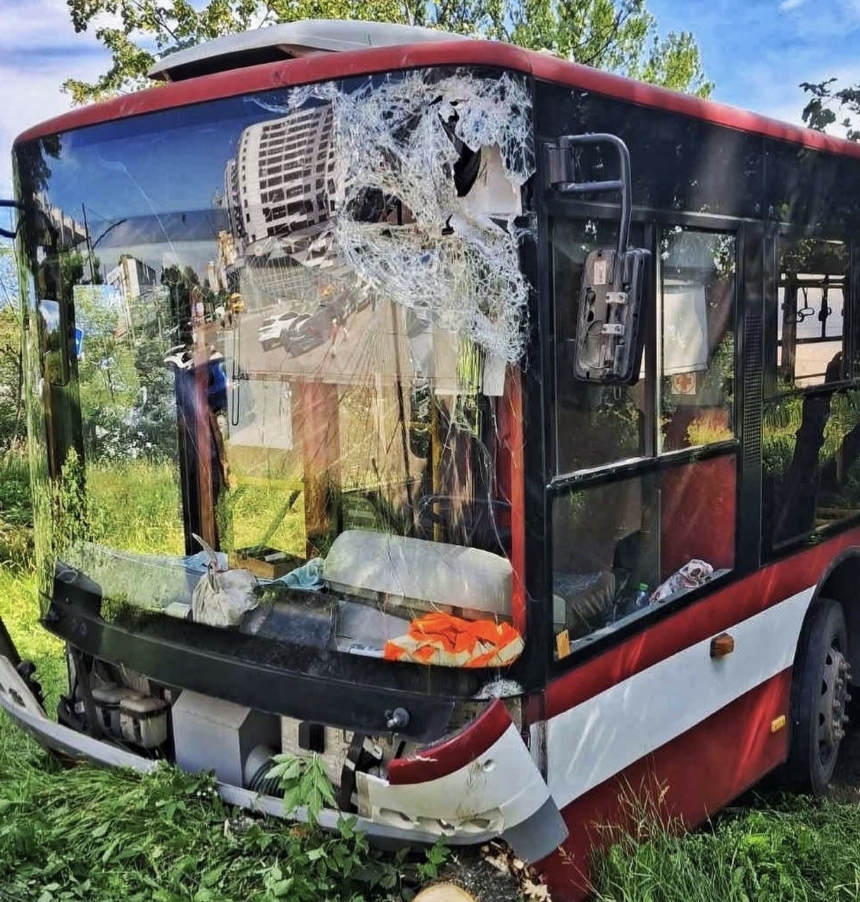 В Івано-Франківську розшукують свідків ДТП за участю автобуса на Пасічнянському мості