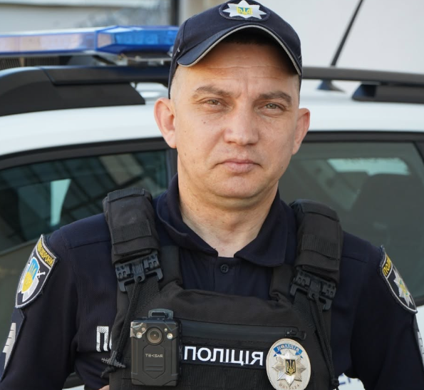 Втратив дім через війну, але продовжив службу на Прикарпатті: історія ветерана Олександра Тітовського