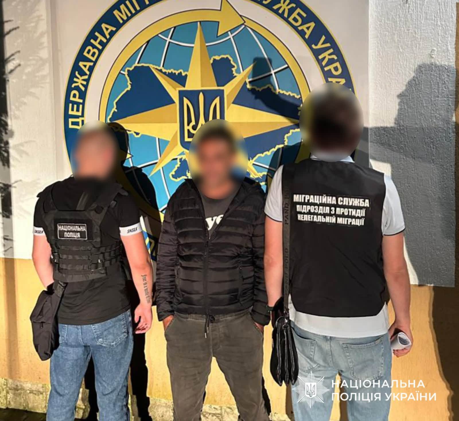 На Прикарпатті поліцейські викрили іноземця, який незаконно перебував в Україні майже 20 років