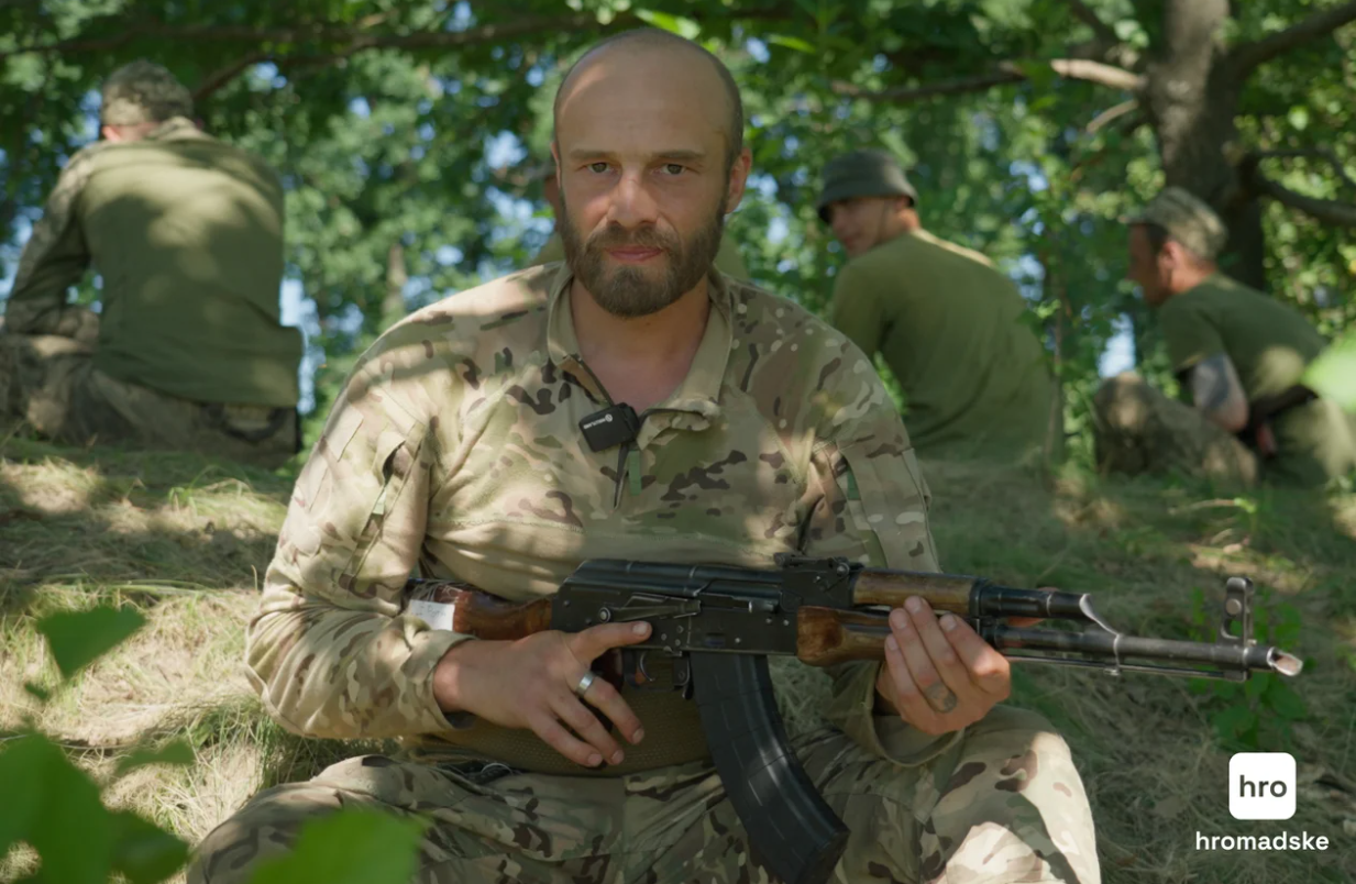 «Хочу, щоб діти знали: я не сидів, а захищав Україну»: як франківець після 20 років за ґратами долучився до війська
