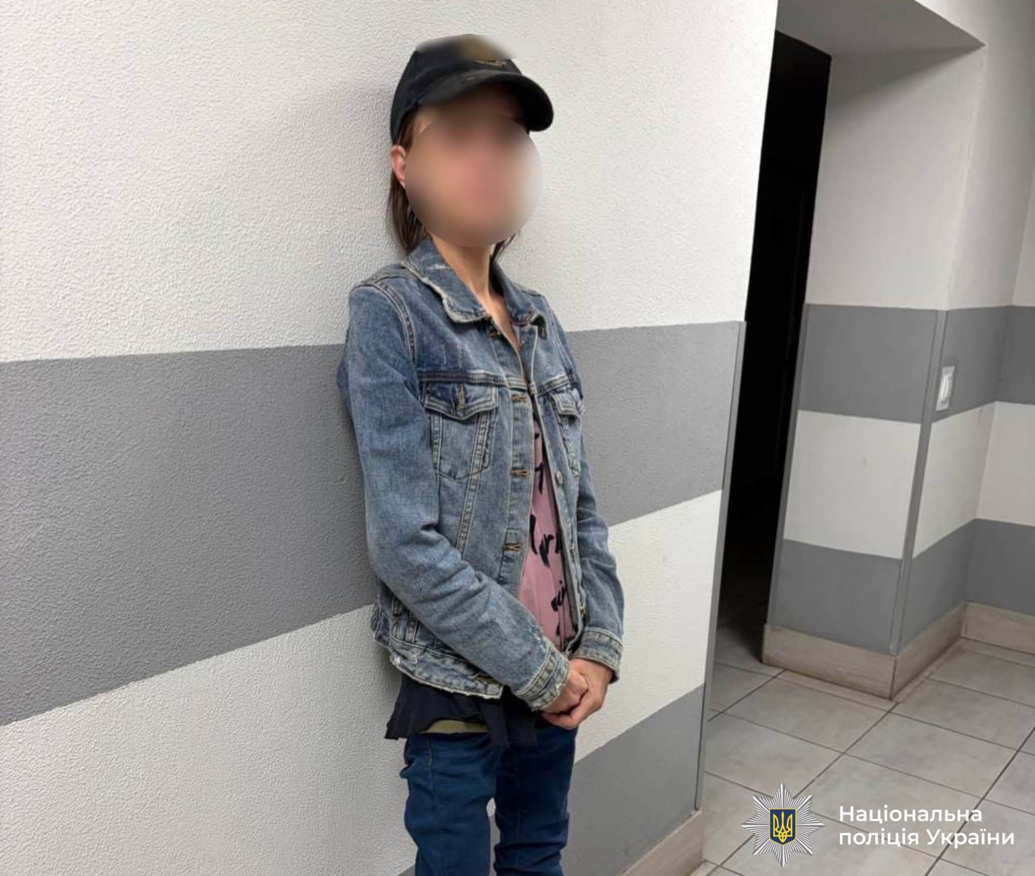 На Прикарпатті жінка напідпитку двічі вдарила ножем знайомого (ФОТО)
