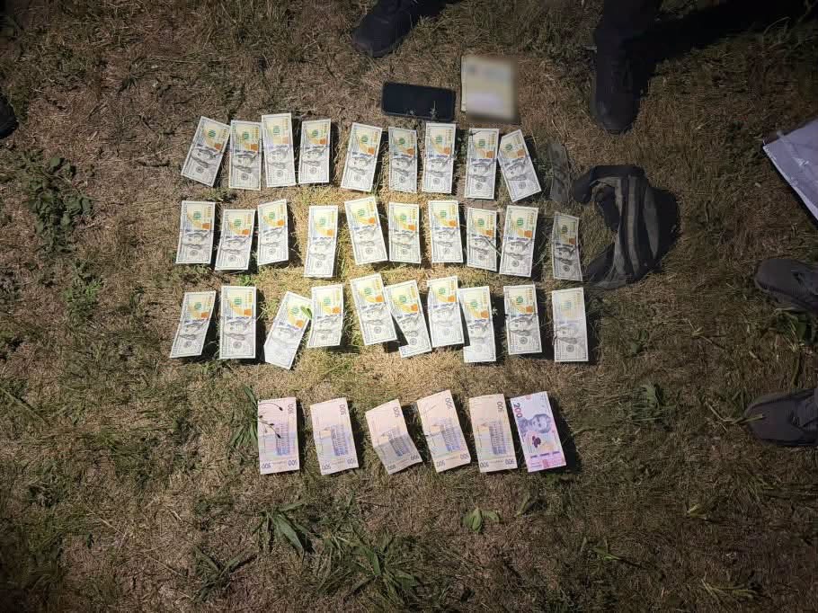 До Польщі за три тисячі доларів: неподалік кордону викрили незаконну спробу переправлення військовозобов'язаного