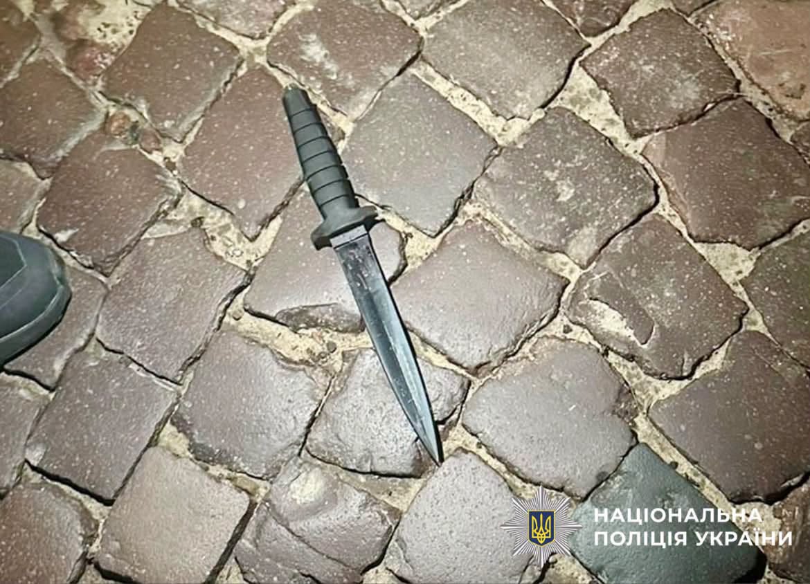 У Львові під час оповіщення чоловік смертельно поранив військового ТЦК