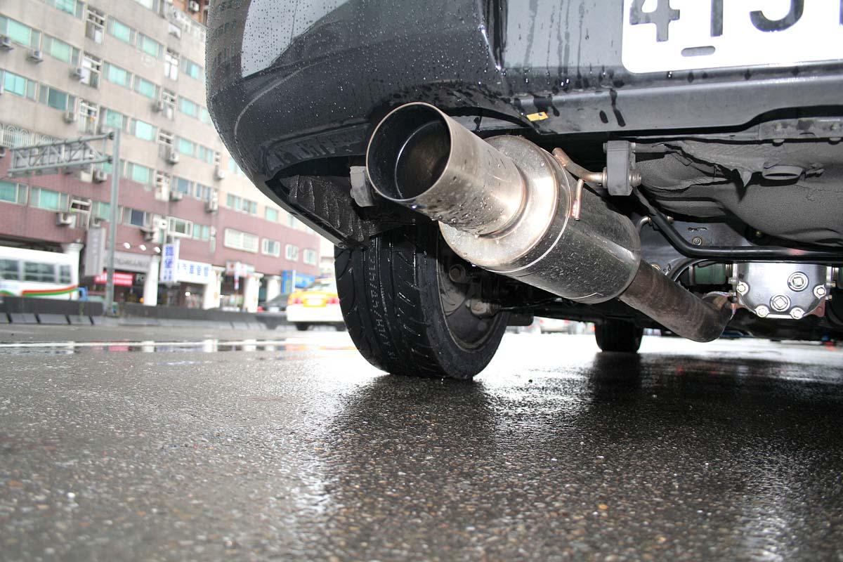 У Калуській громаді обмежуватимуть рух гучних авто та мотоциклів