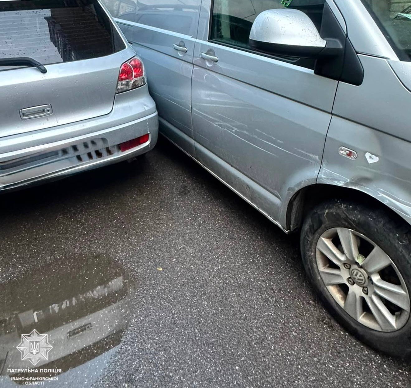 Напідпитку врізався в припарковану автівку: в Івано-Франківську виявили водія без права керування (ФОТОФАКТ)