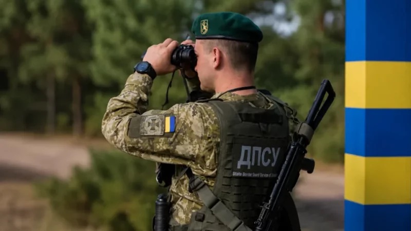 Почали рух із Заросляка і сім днів йшли до Румунії: на Прикарпатті чоловіка оштрафували за спробу перетнути кордон