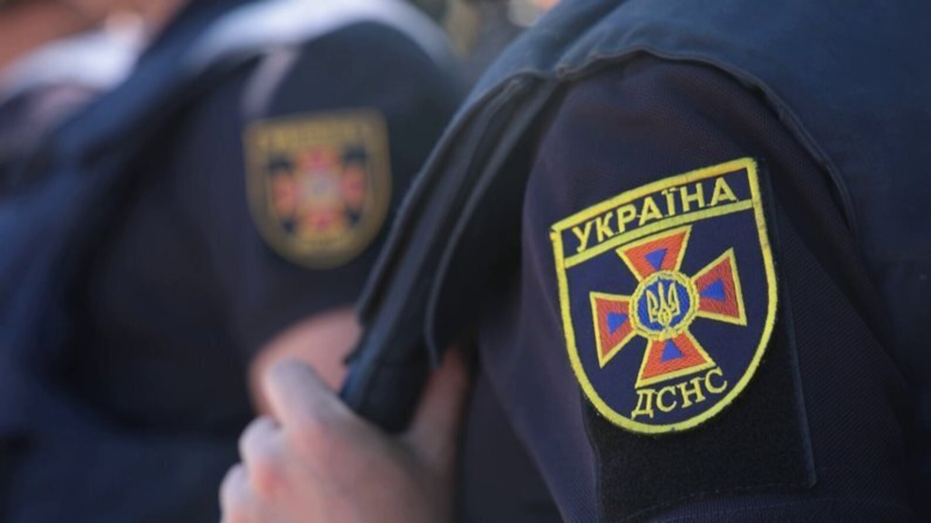На Прикарпатті під час пожежі у квартирі врятували дитину