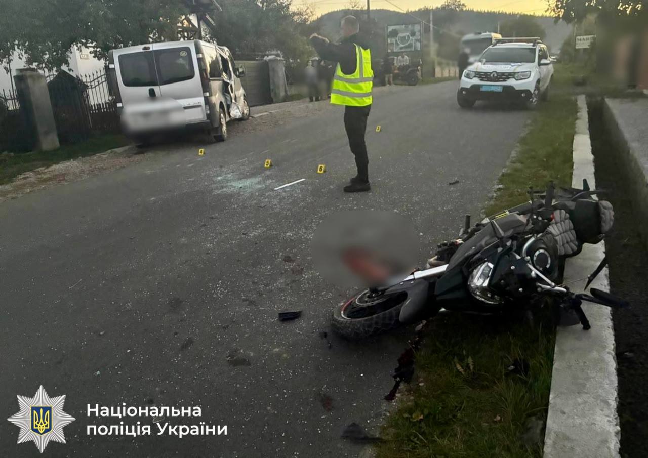 На Прикарпатті в аварії з автівкою постраждав 24-річний мотоцикліст (ФОТО)