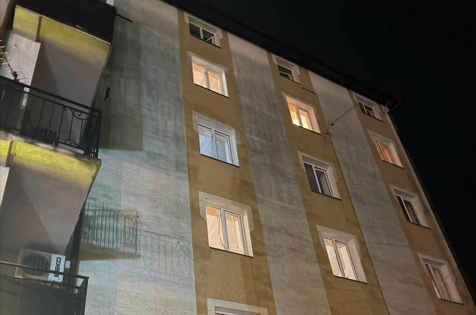 Унаслідок російської атаки на Івано-Франківськ загинули троє військовослужбовців, ще троє людей отримали поранення