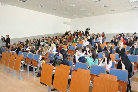 В Івано-Франківську телеканал 1+1 провів майстер-клас для студентів-журналістів