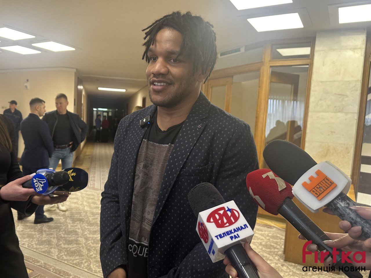 Безбар’єрний спорт та підтримка ветеранів: що обговорювали на виїзному засіданні в Івано-Франківську (ФОТО)