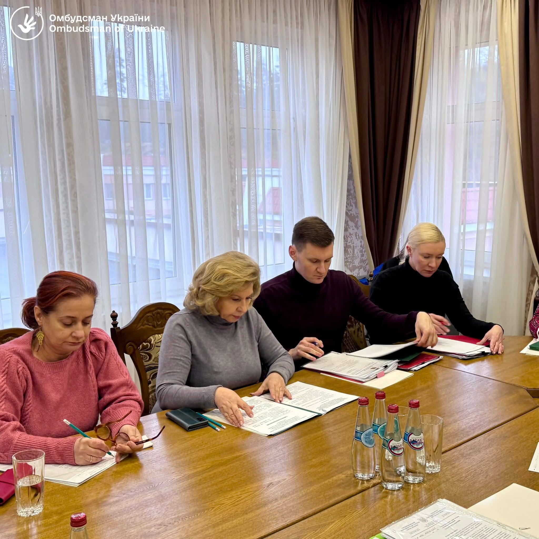 Повернення українців та допомога полоненим: результати зустрічі Омбудсмана України