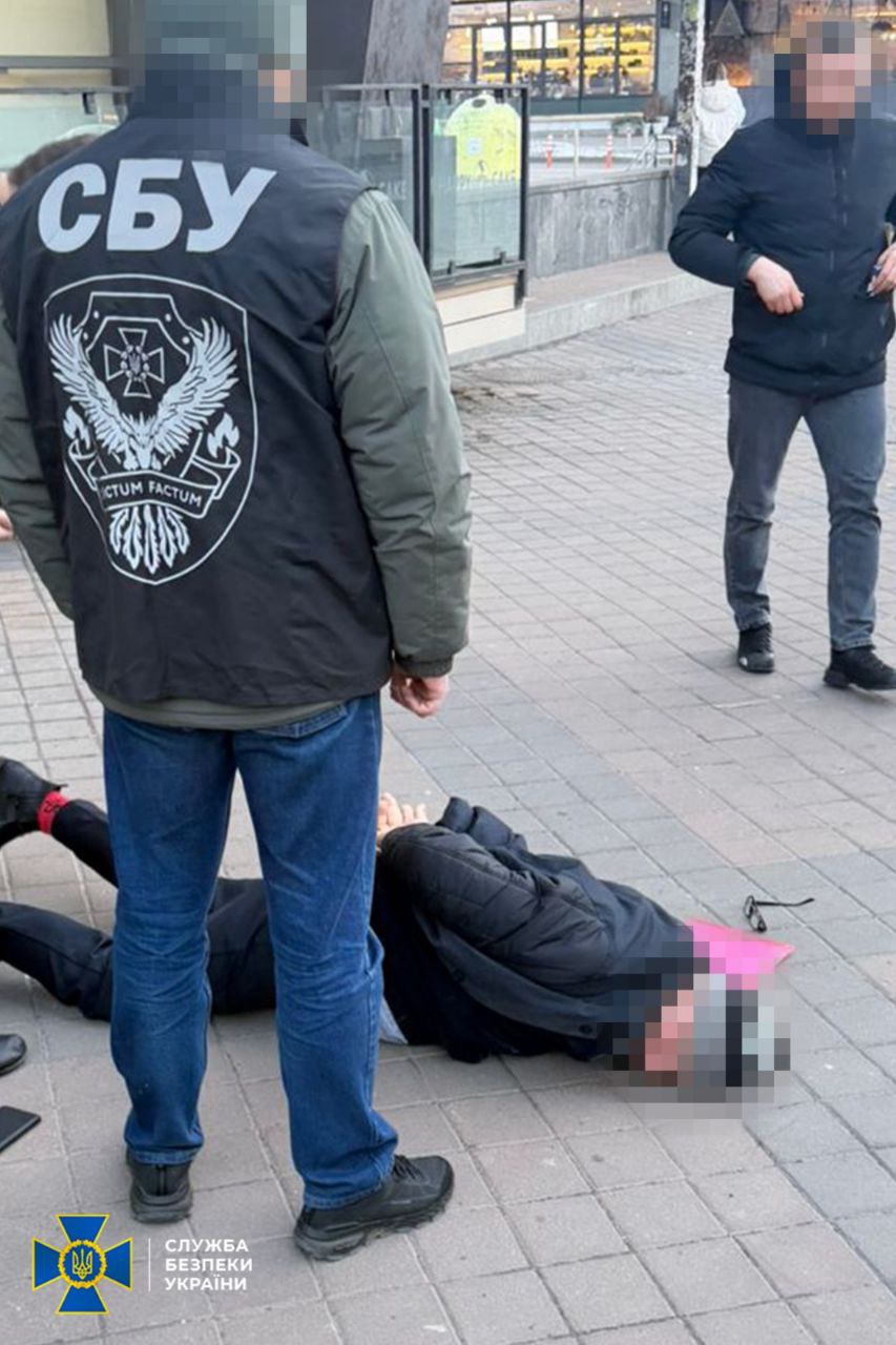 На Волині затримали посадовців «Автомобільних доріг України» за вимагання хабара