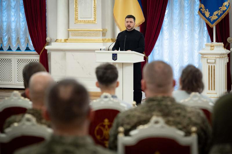 Президент України вручив найвищі державні нагороди рідним полеглих захисників з Прикарпаття