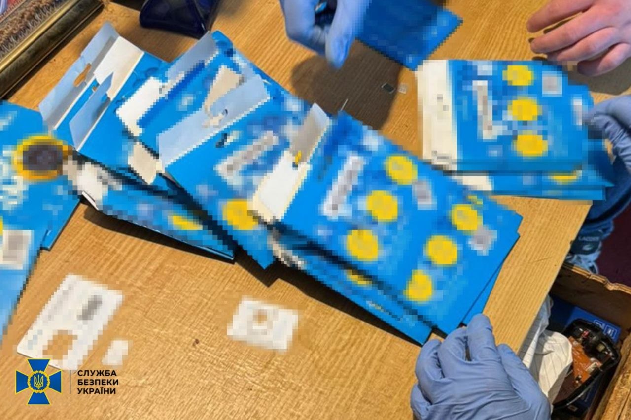 СБУ затримала двох агентів ФСБ: серед них — ІТ-фахівець, який створював мережу вербування
