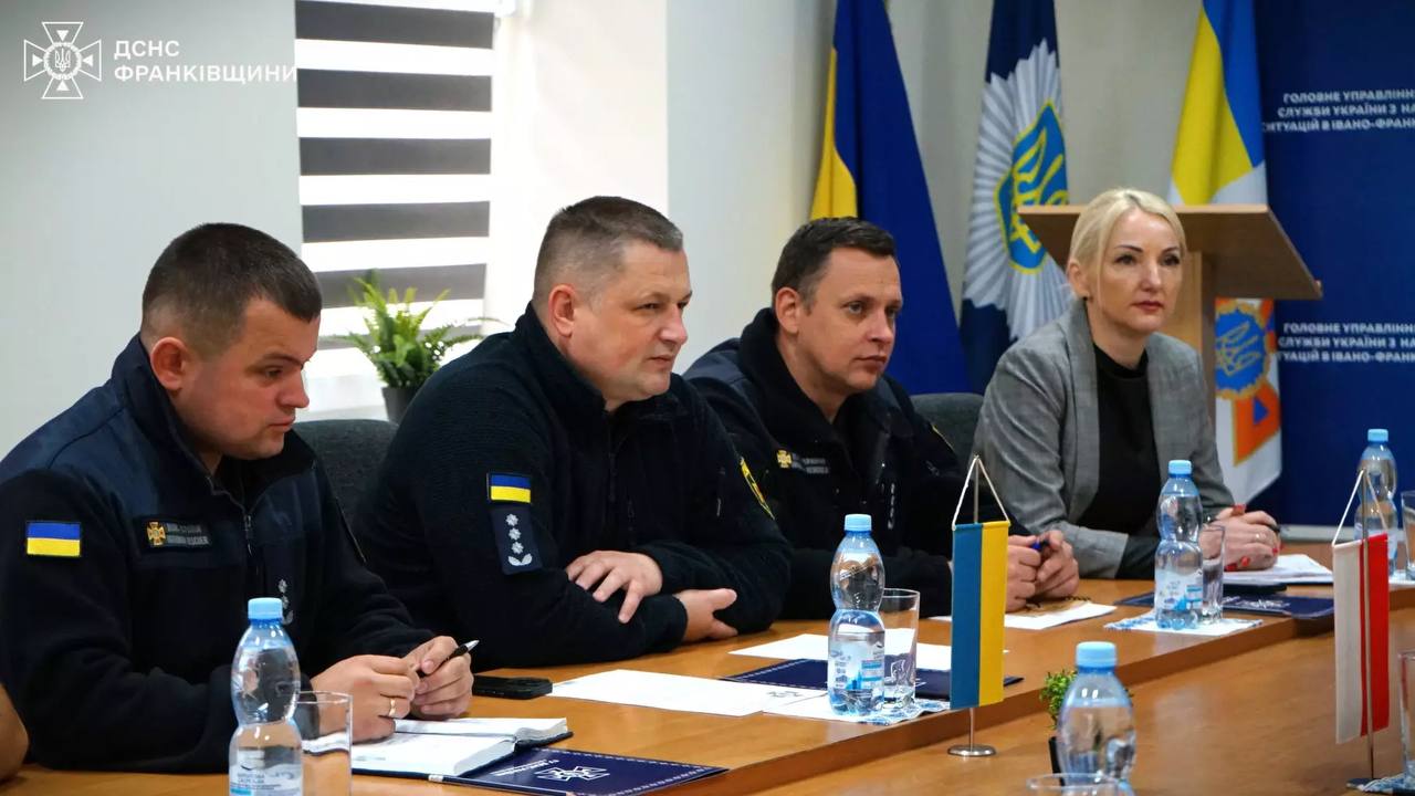 На Івано-Франківщині обговорили питання створення та розвитку добровільних пожежних команд