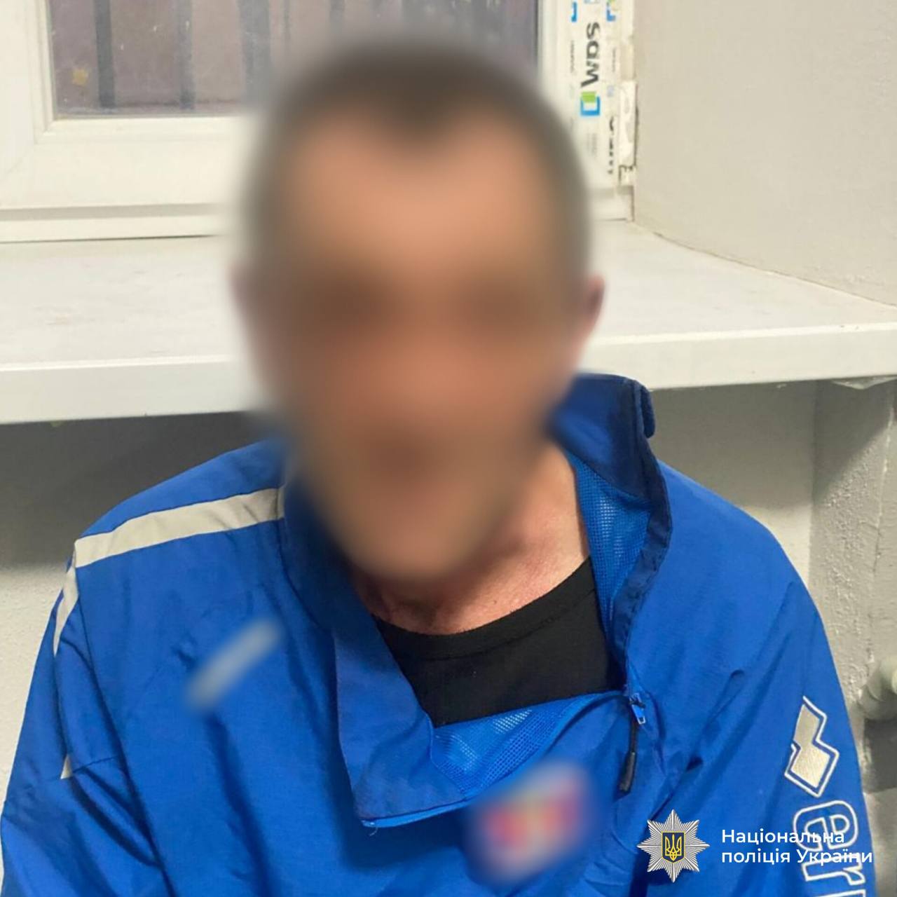 Під час конфлікту за розпиванням чарки зарізав приятеля: на Прикарпатті затримали підозрюваного у вбивстві (ФОТО)