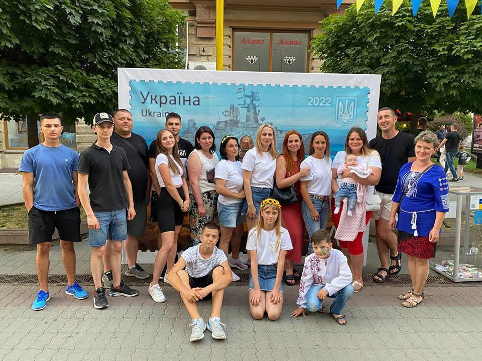 «Ми не ділимо військових на “наших” і “ваших”»: історія івано-франківської волонтерки Мар’яни Заграй