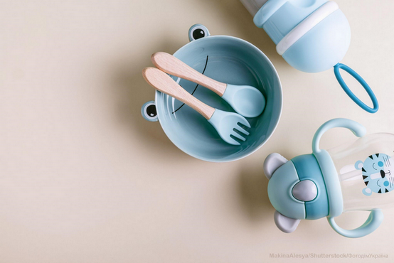 Самостійне харчування: як спеціальний посуд розвиває дрібну моторику