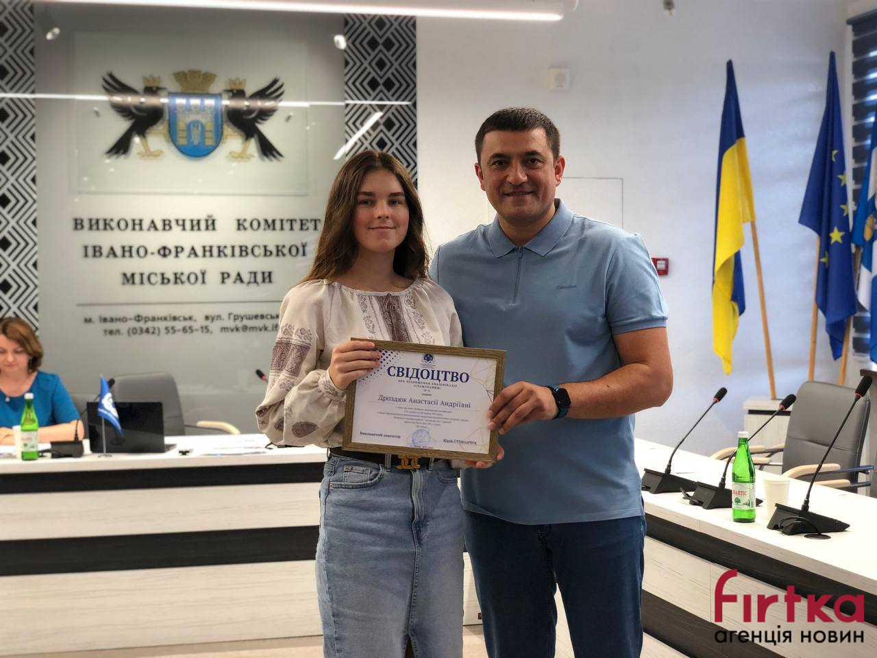 В Івано-Франківську нагородили студентів, які пройшли стажування в Асоціації міст України (ФОТО)