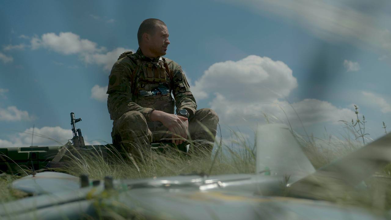 Без акторів і з реальними бійцями: івано-франківський гурт «Цвіт Кульбаби» презентує пісню та кліп