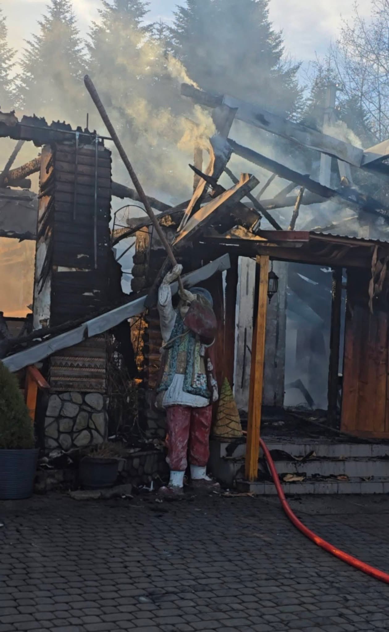 На Івано-Франківщині горіло кафе (ФОТО)