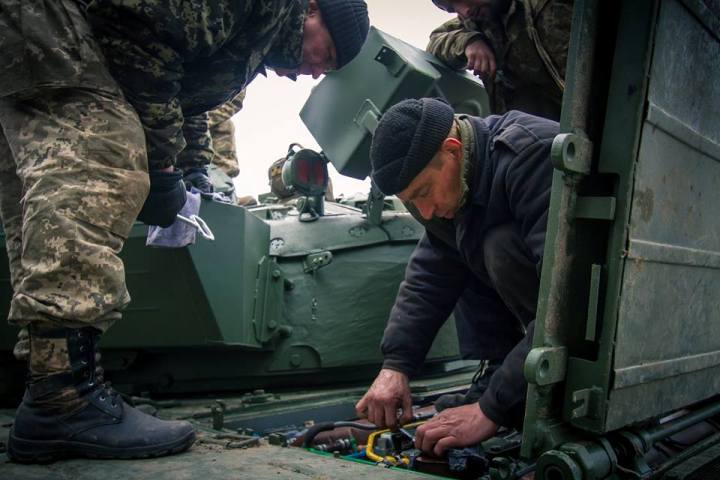 Як на Прикарпатті військові тренуються на 